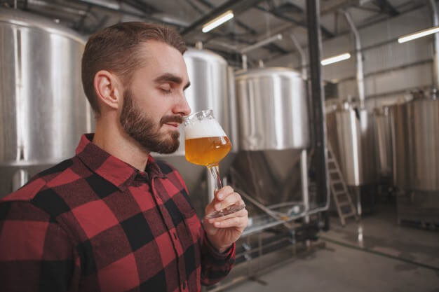 Você sabe a diferença entre chopp e cerveja? 4 O aroma e o sabor da cerveja pode ficar alterado devido a pasteurização